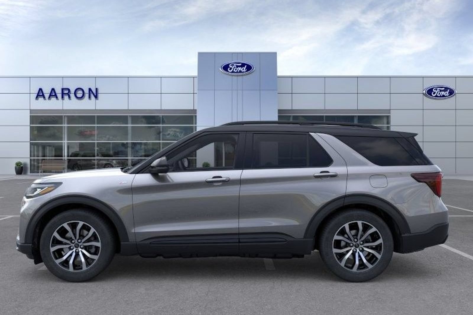 New 2025 Ford Explorer ST-Line w/ Premium Package RWD image 31