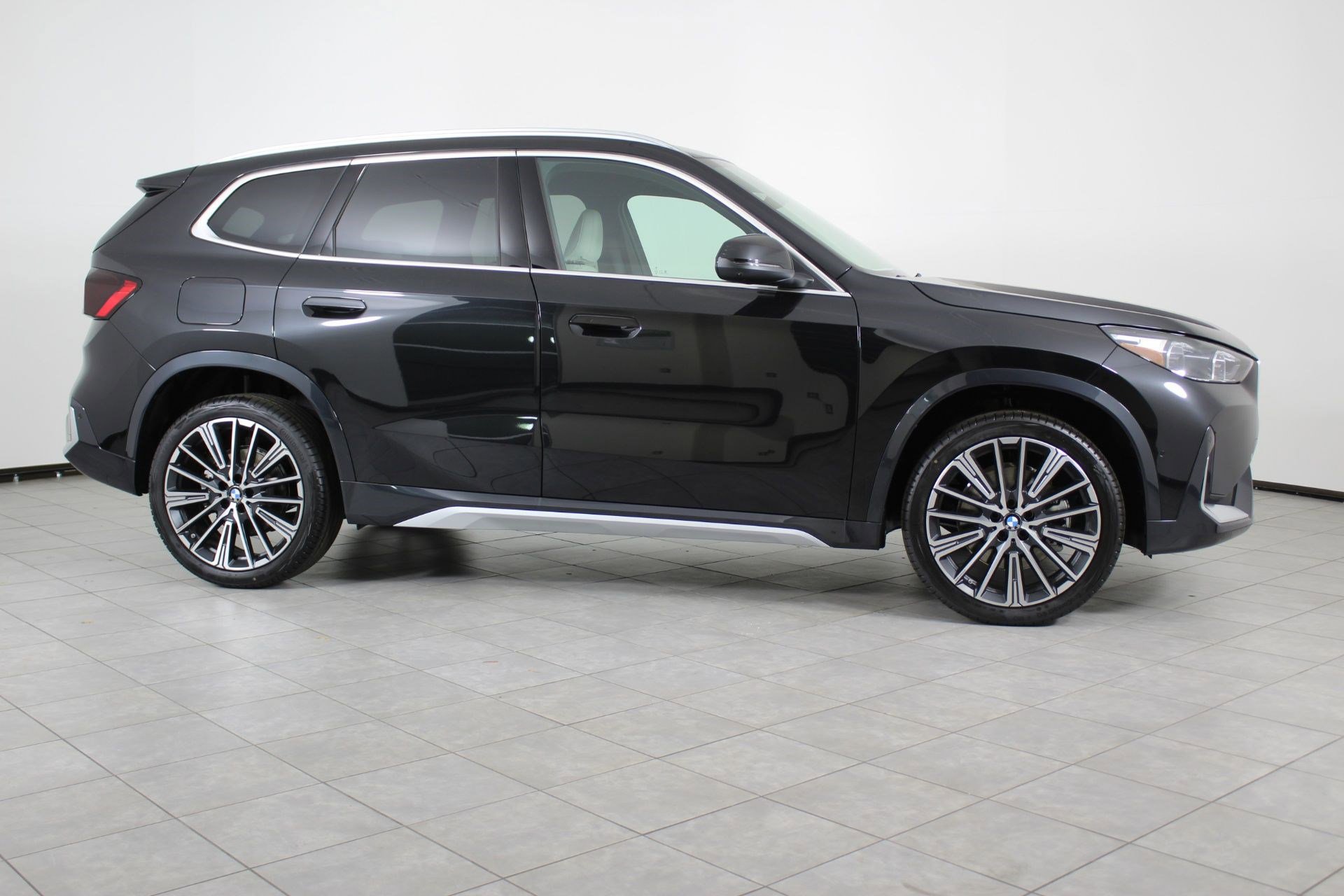 New 2026 BMW X1 xDrive28i w/ Technology Package image 8