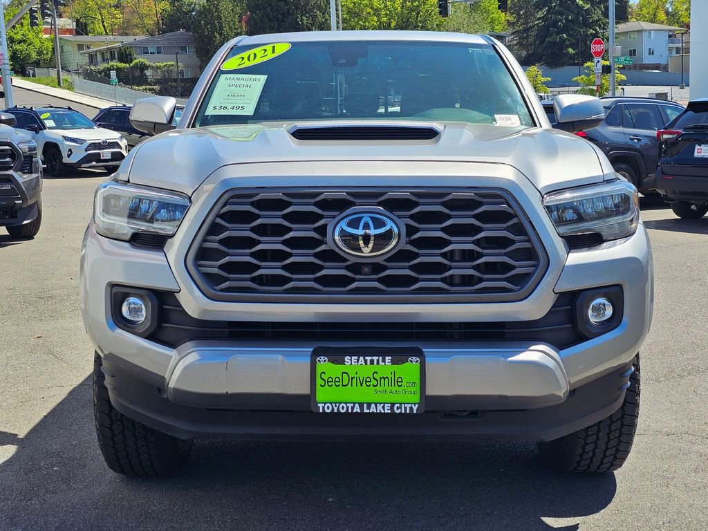Certified 2021 Toyota Tacoma TRD Sport w/ TRD Premium Sport Package AWD/4WD image 2
