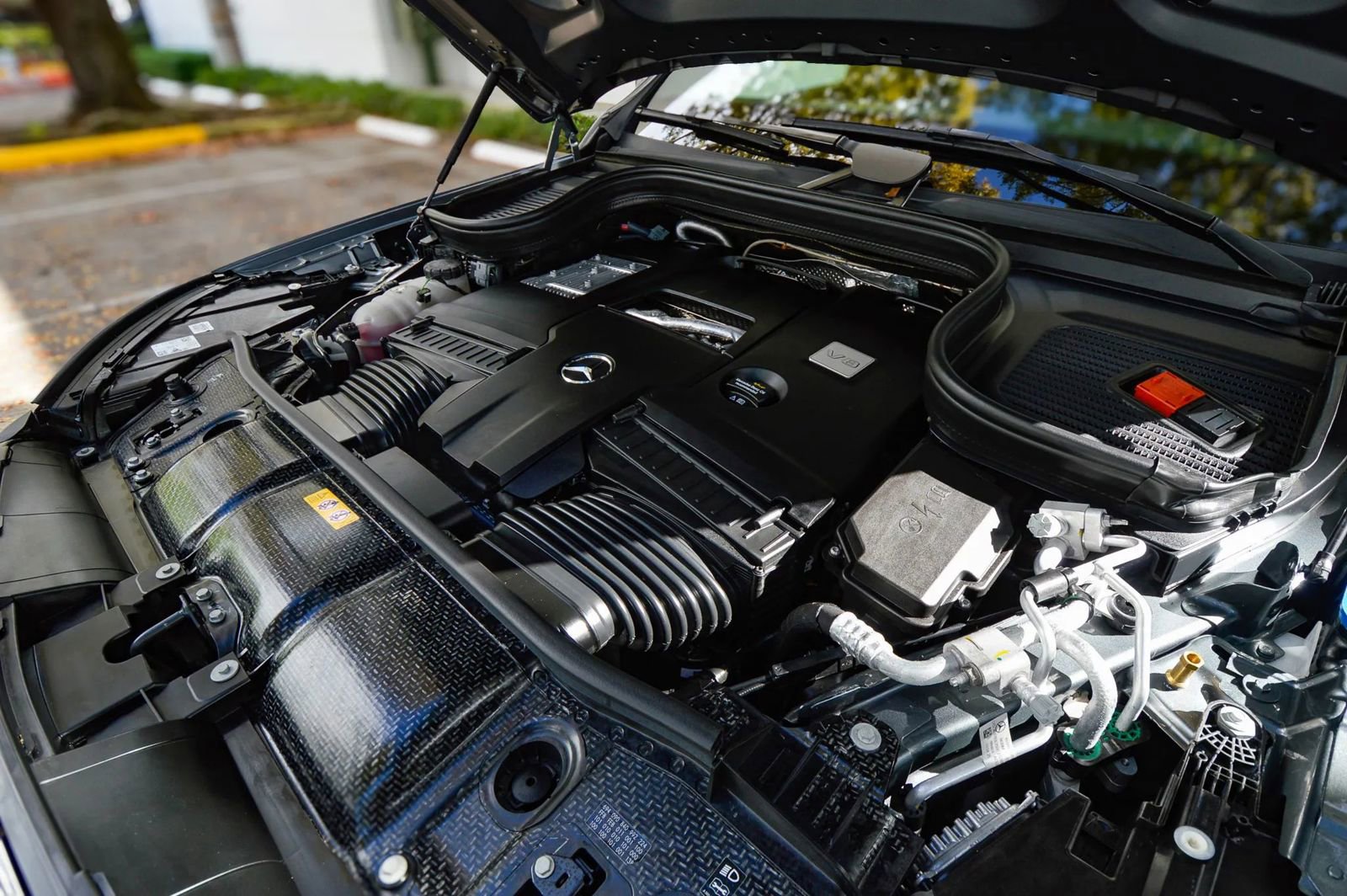 Used 2025 Mercedes-Benz GLS 580 4MATIC image 79