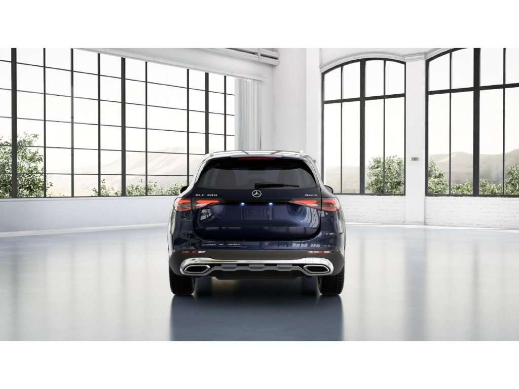 Used 2023 Mercedes-Benz GLC 300 4MATIC image 25