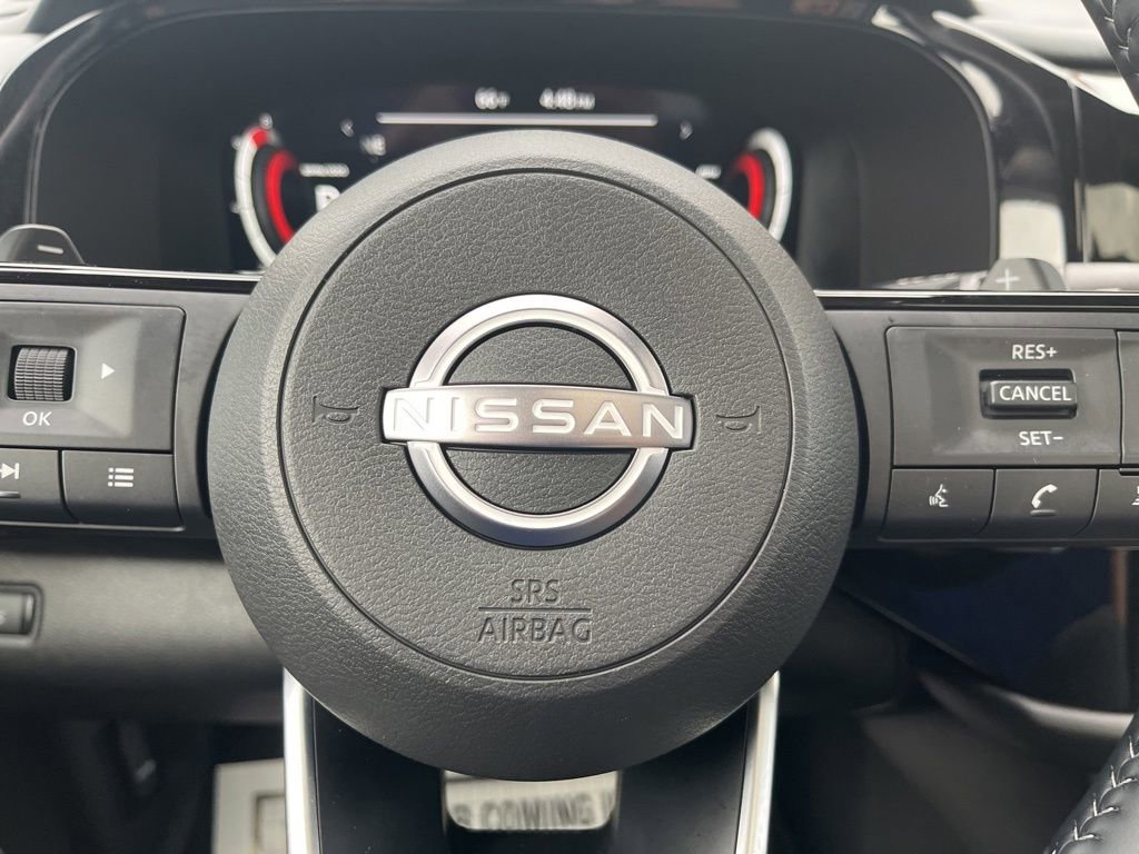 Used 2025 Nissan Pathfinder Platinum w/ Cargo Package image 60