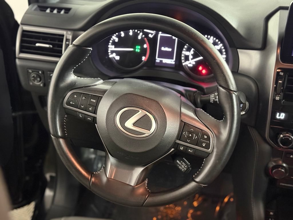 Used 2023 Lexus GX 460 w/ Black Line Special Edition AWD/4WD image 12