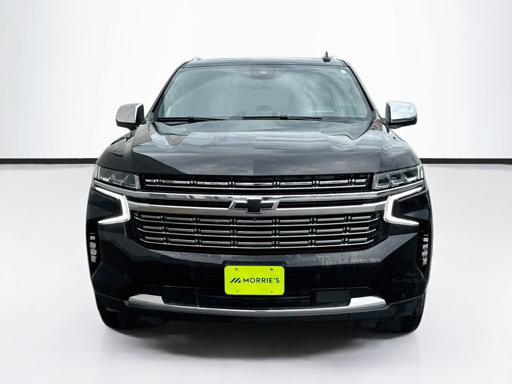 Used 2023 Chevrolet Suburban Premier AWD/4WD image 2