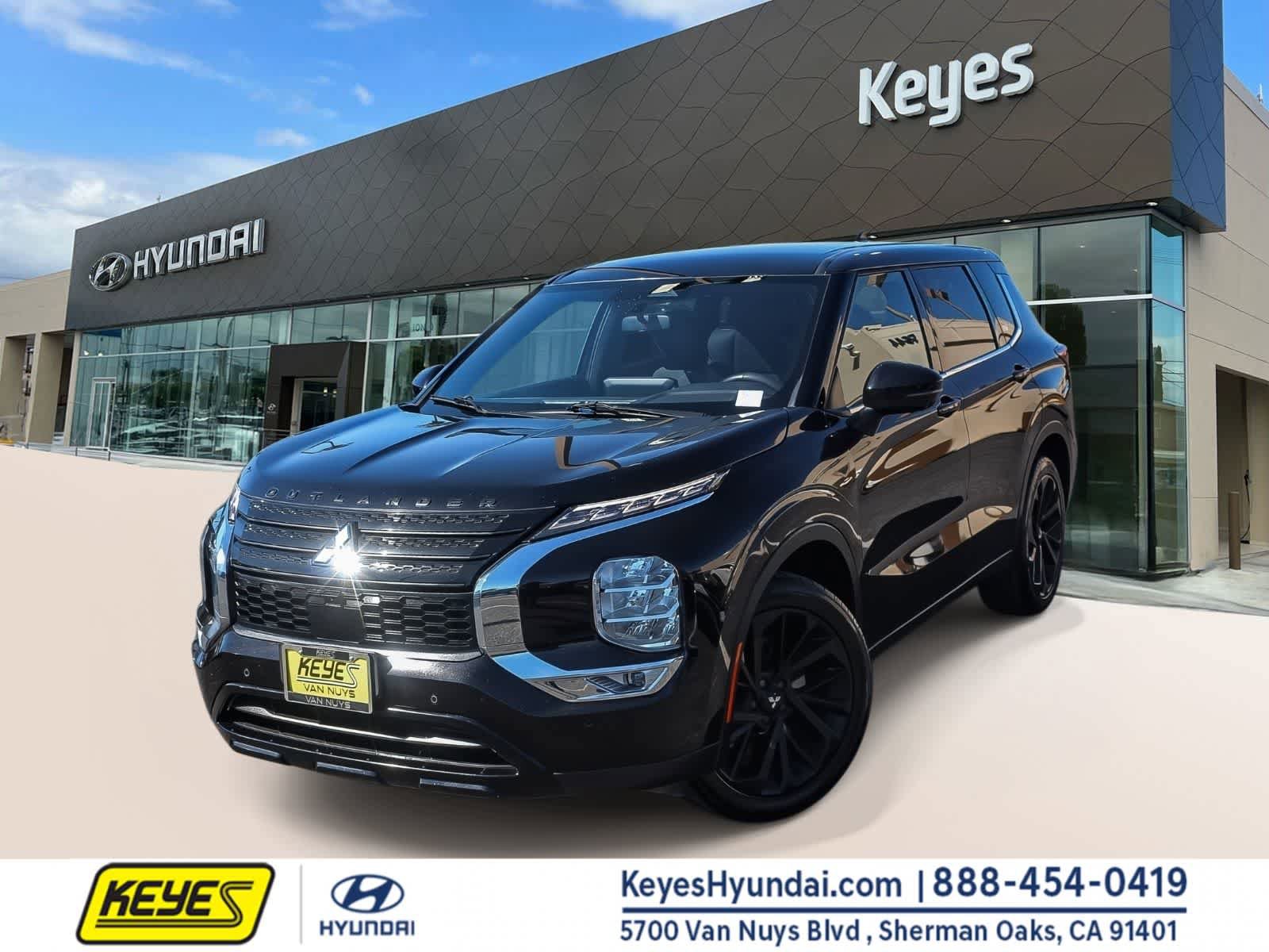 Used 2023 Mitsubishi Outlander SE
