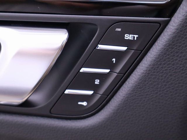 New 2024 Porsche Macan image 25