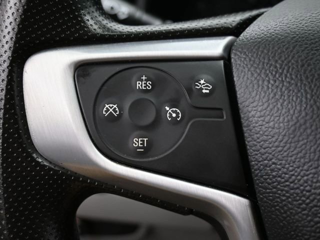 Used 2022 GMC Terrain SLE image 17