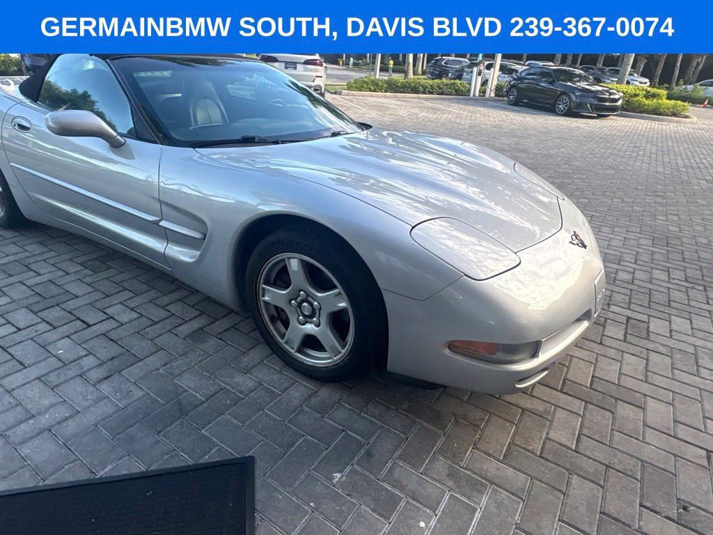 Used 1999 Chevrolet Corvette Convertible RWD image 17