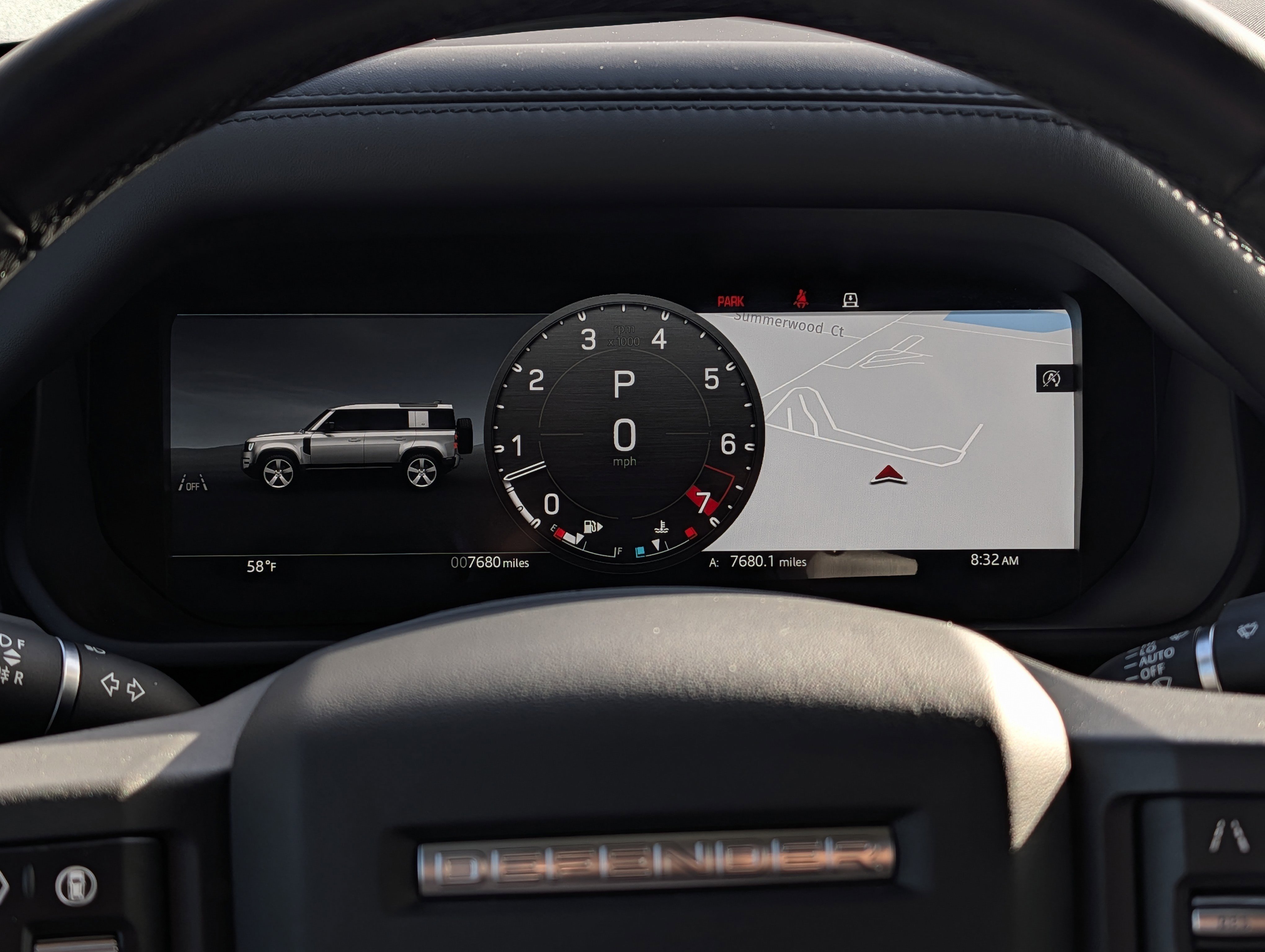 Used 2025 Land Rover Defender 110 S image 28