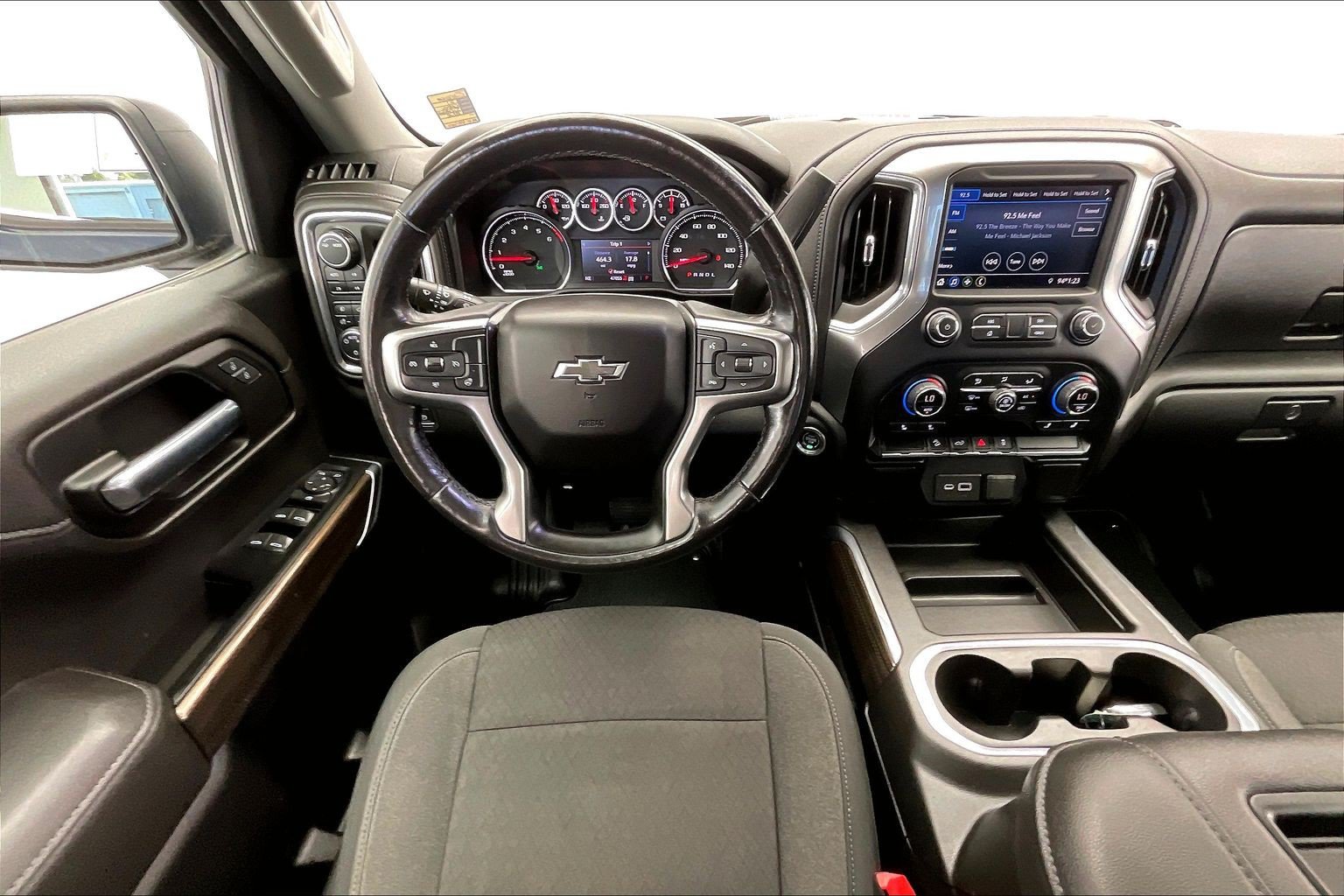 Used 2021 Chevrolet Silverado 1500 RST w/ Z71 Off-Road Package AWD/4WD image 4