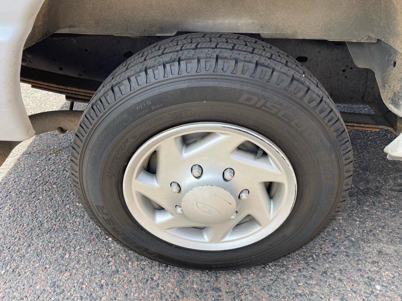 Used 2013 Ford E-350 and Econoline 350 XL image 28