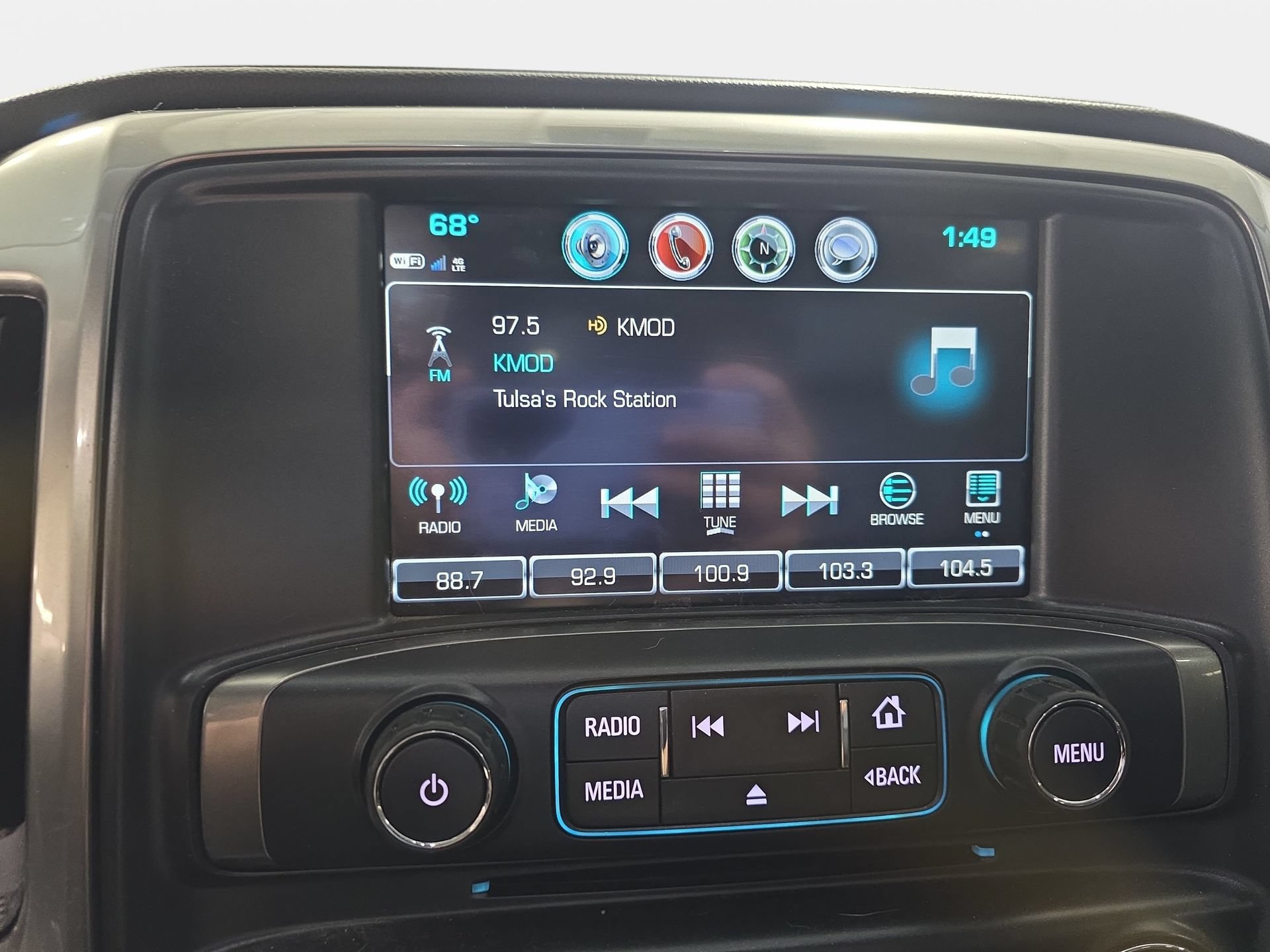 Used 2018 Chevrolet Silverado 1500 LTZ w/ Sport Package AWD/4WD image 21