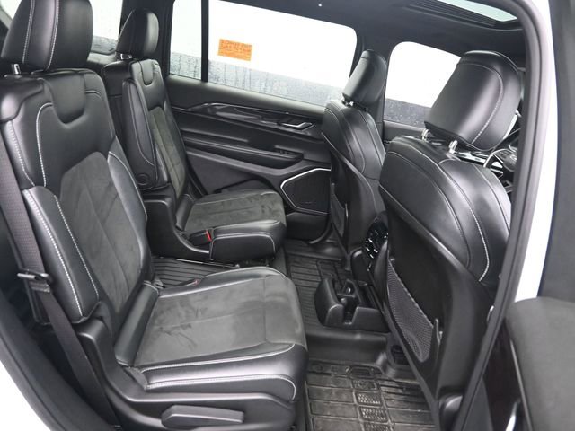 Used 2022 Jeep Grand Cherokee L Altitude image 8