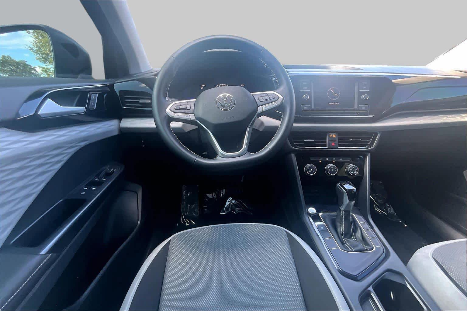 Used 2024 Volkswagen Taos S FWD image 6