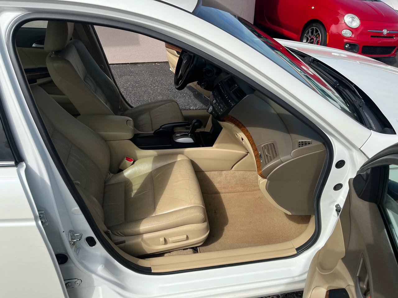 Used 2010 Honda Accord EX-L image 25