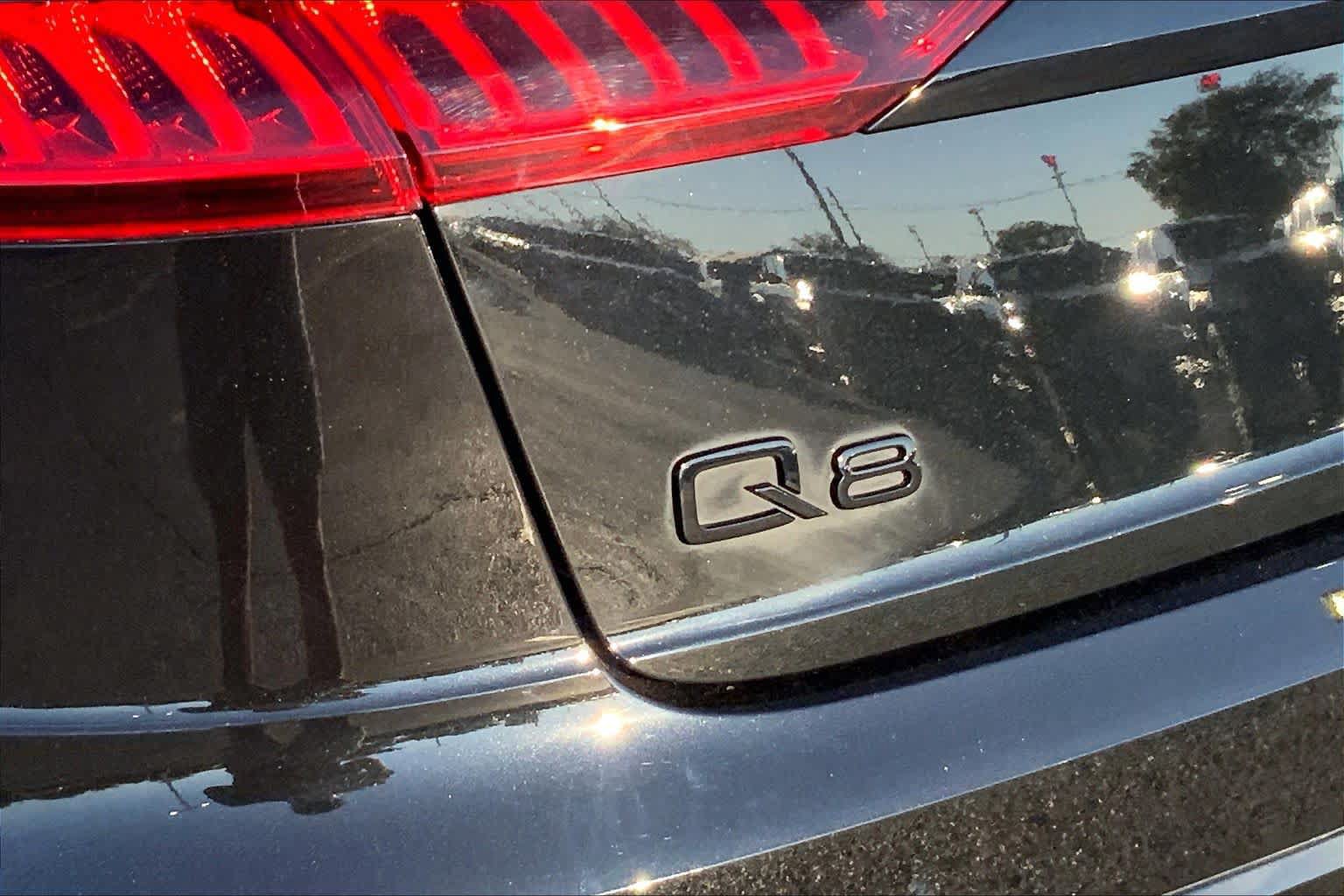 Used 2023 Audi Q8 Prestige w/ Prestige Package AWD/4WD image 10