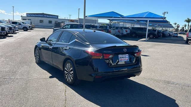 Used 2024 Nissan Altima 2.5 SV image 5