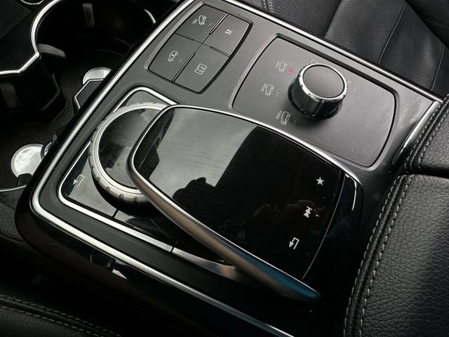 Used 2018 Mercedes-Benz GLS 550 4MATIC image 35