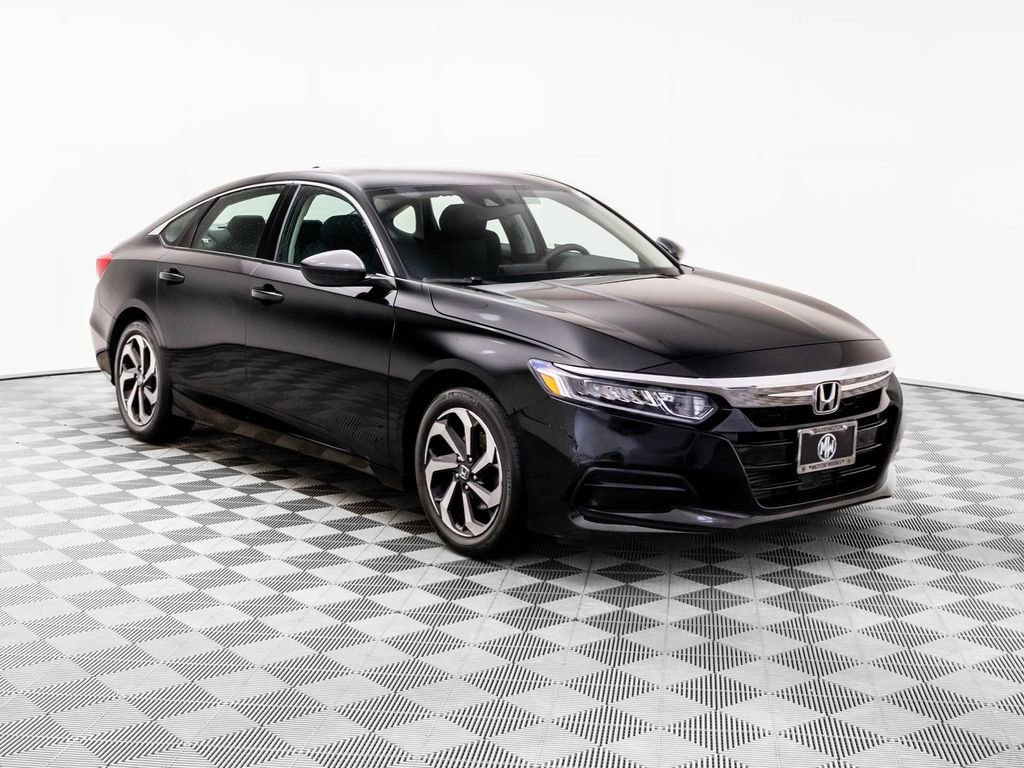 Used 2018 Honda Accord LX image 9