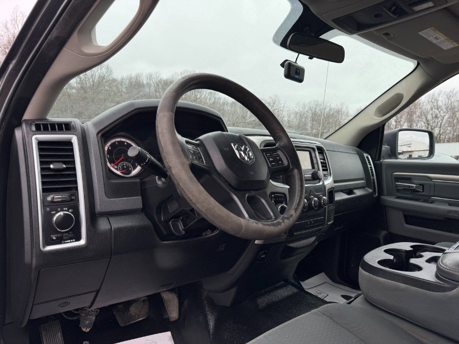 Used 2017 RAM 1500 Classic SLT AWD/4WD image 14