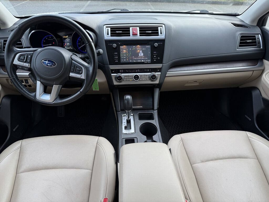 Used 2015 Subaru Outback 2.5i Limited AWD/4WD image 10
