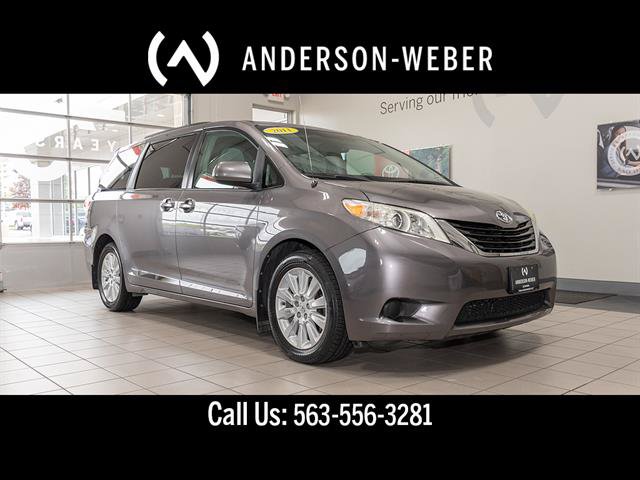 Used 2011 Toyota Sienna LE w/ Towing Pkg AWD/4WD image 1