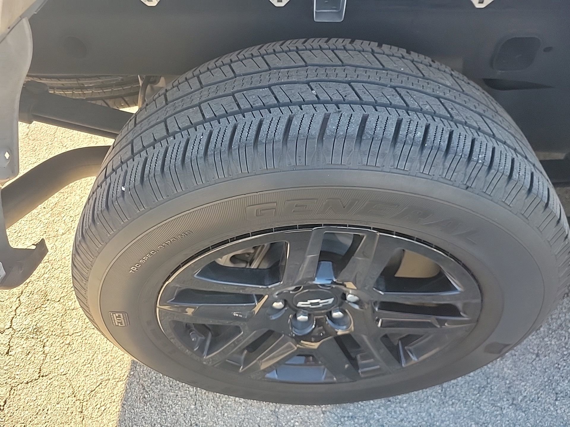 Used 2023 Chevrolet Silverado 1500 RST image 14