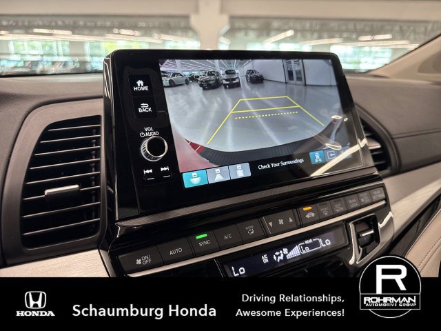 New 2026 Honda Odyssey Touring image 8