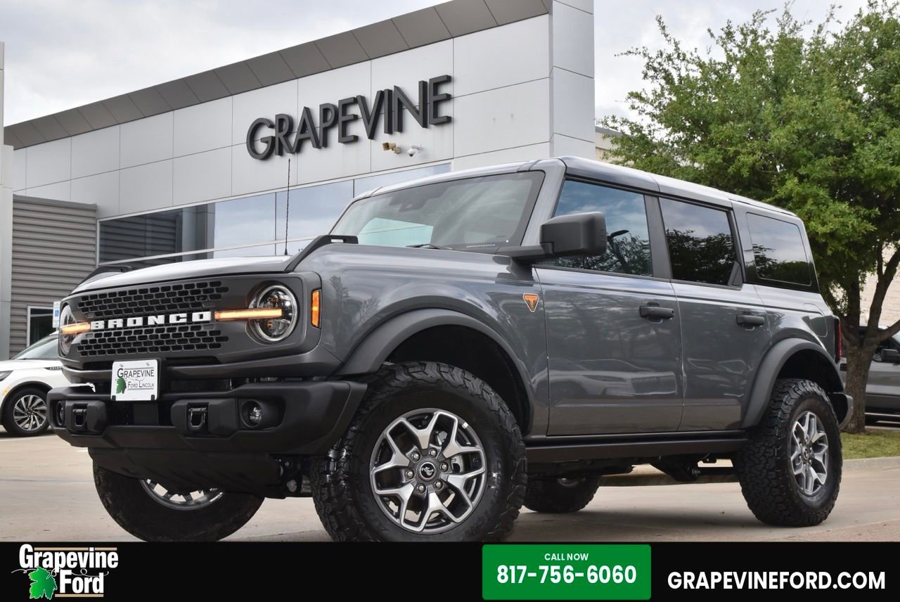 Certified 2025 Ford Bronco Badlands image 1