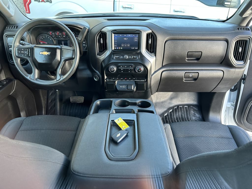Used 2025 Chevrolet Silverado 1500 W/T RWD image 13