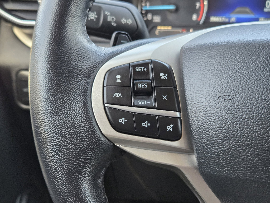 Used 2021 Ford Explorer XLT w/ Equipment Group 202A image 28