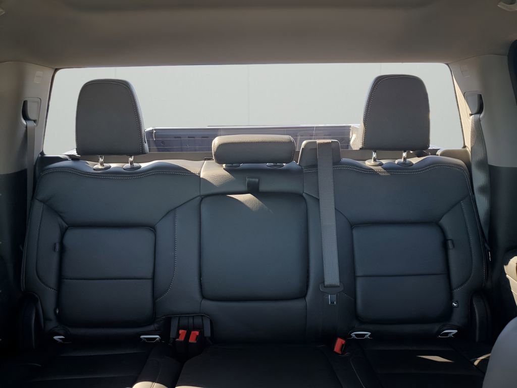 Certified 2026 GMC Sierra 1500 Elevation image 41