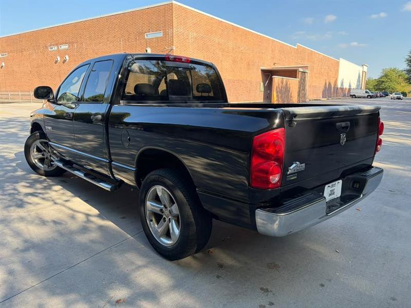 Used 2008 Dodge Ram 1500 Truck SLT RWD image 4