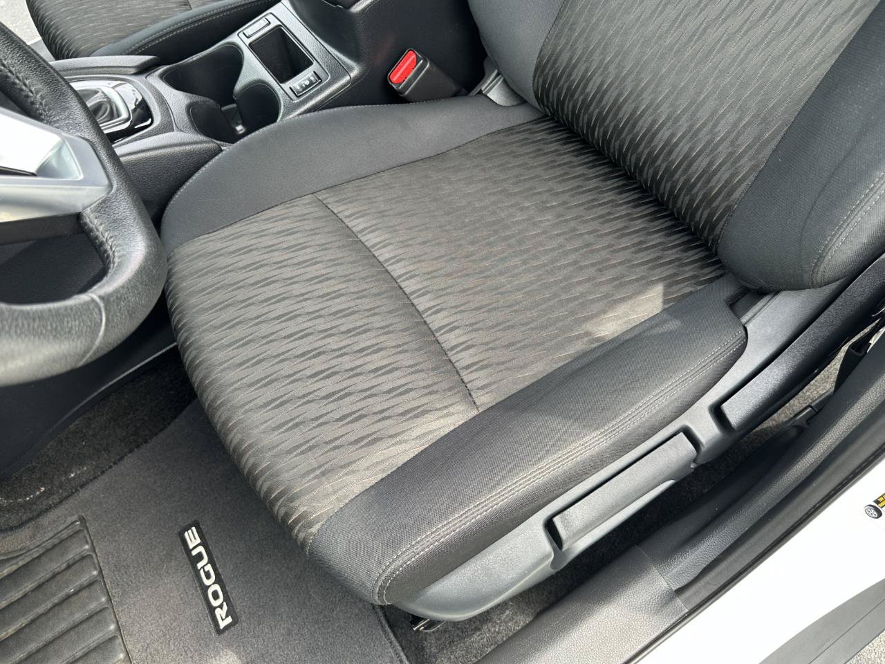 Used 2019 Nissan Rogue S w/ Special Edition Package AWD/4WD image 27