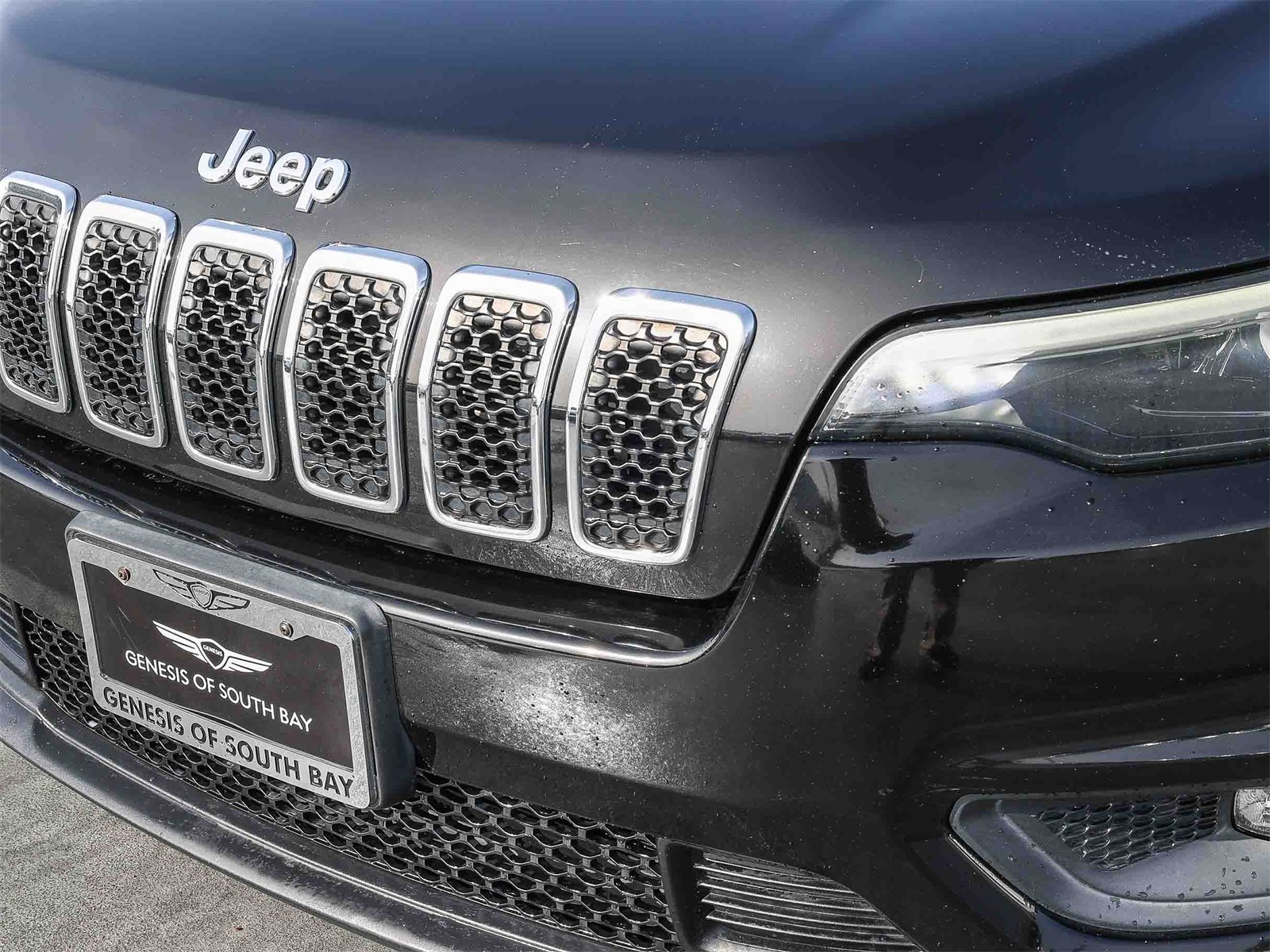 Used 2019 Jeep Cherokee Latitude w/ Popular Appearance Group image 11