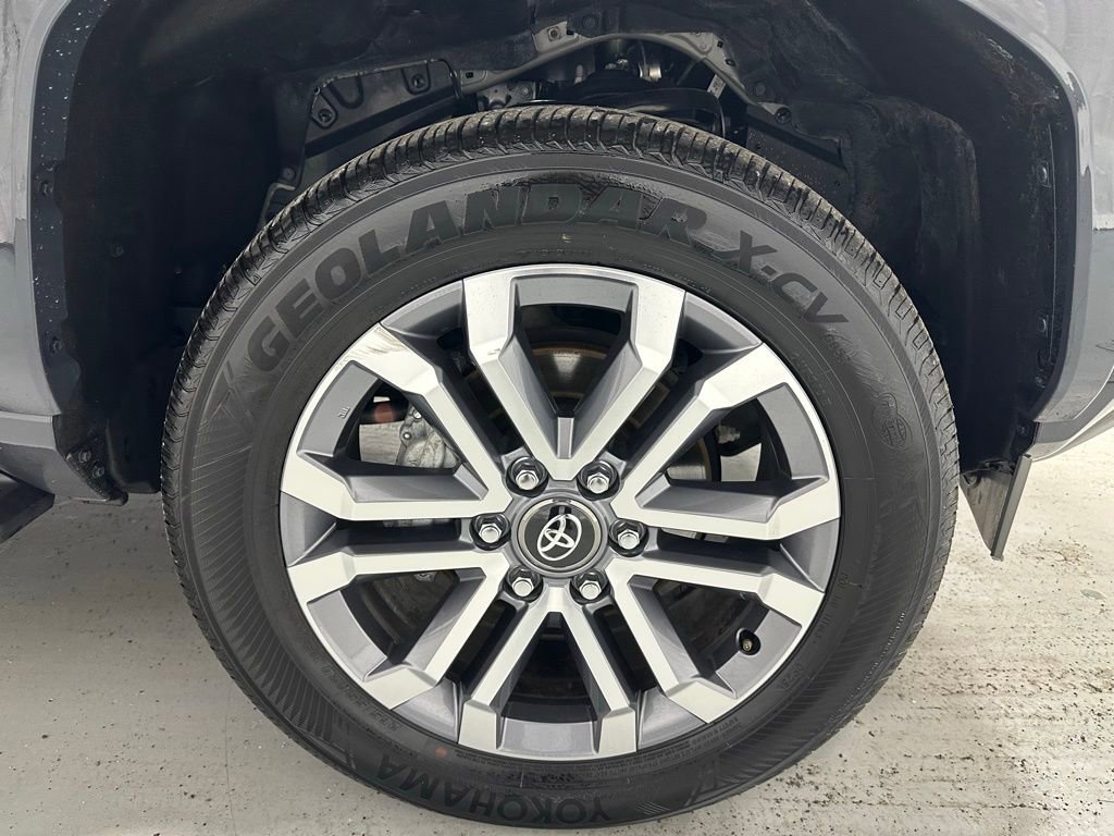 Used 2025 Toyota 4Runner Limited image 62