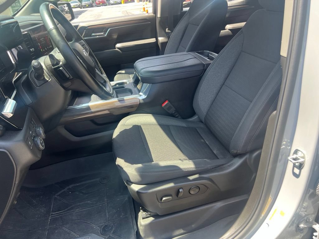 Used 2024 Chevrolet Silverado 1500 RST w/ All Star Edition Plus AWD/4WD image 17