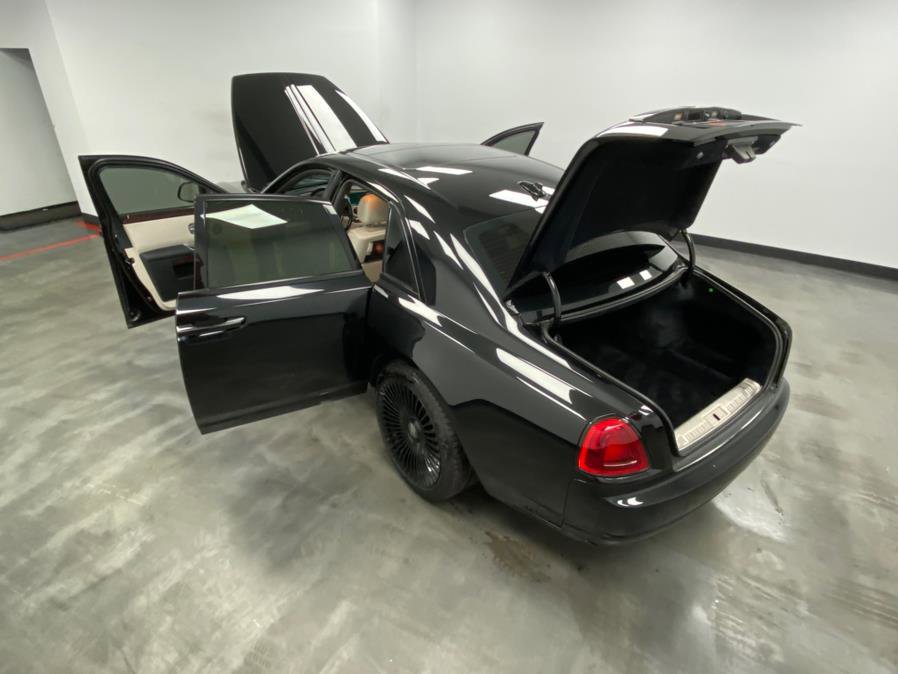 Used 2016 Rolls-Royce Ghost image 43