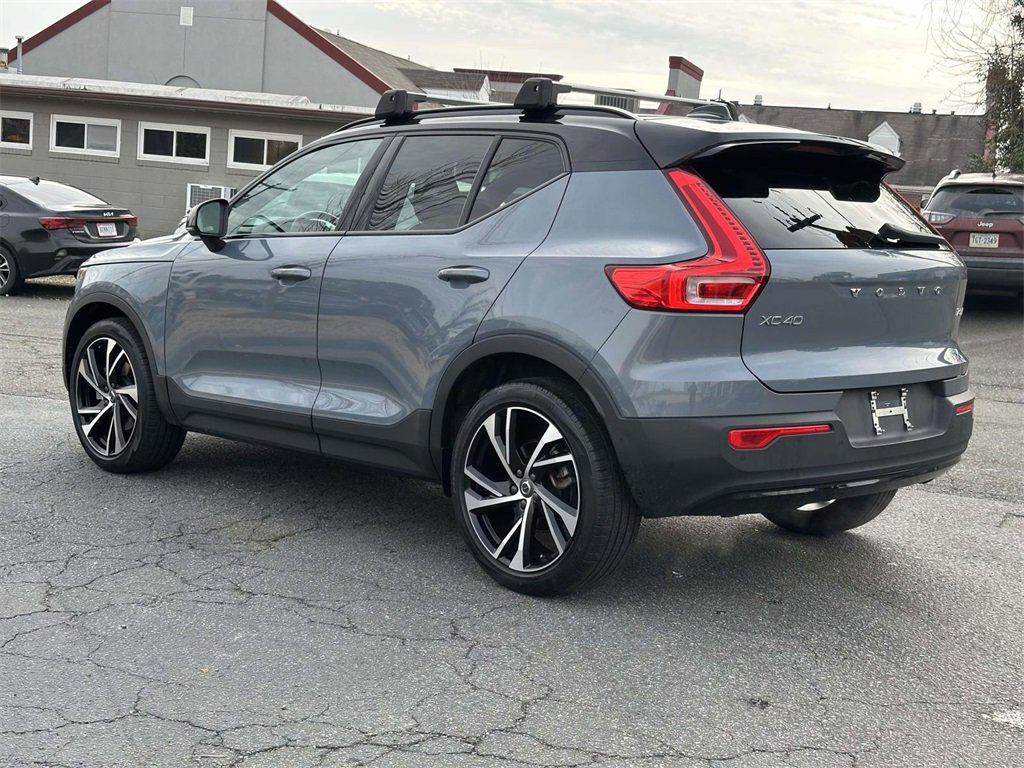 Used 2021 Volvo XC40 T5 R-Design w/ Climate Package image 22