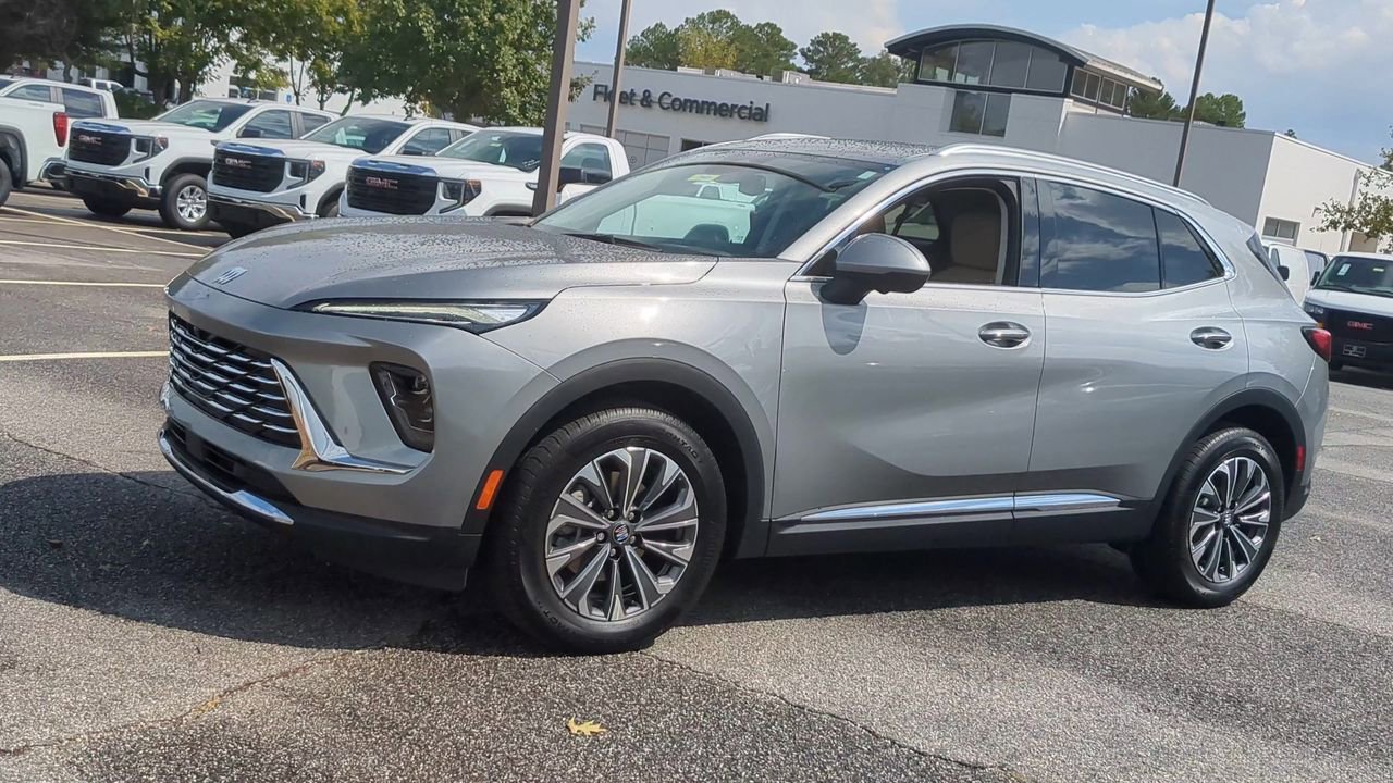 Used 2025 Buick Envision Preferred image 4