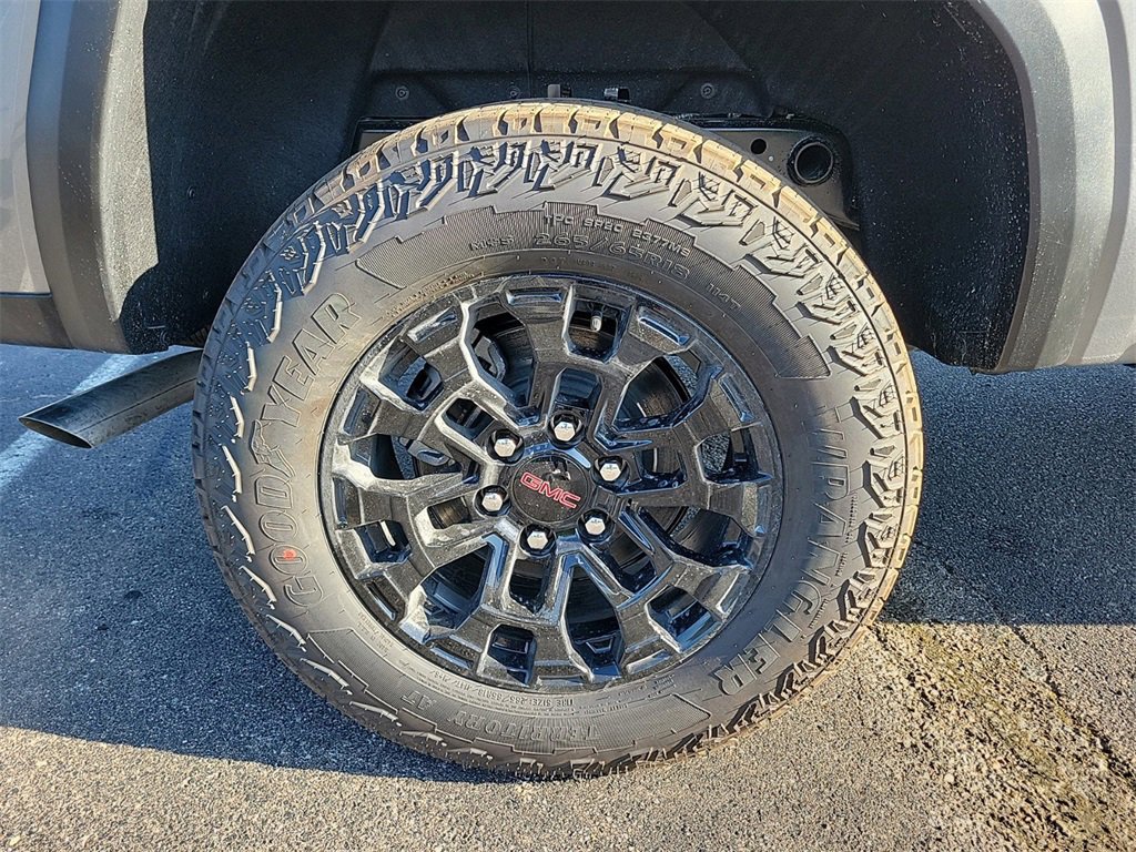New 2026 GMC Canyon Elevation w/ Convenience Package image 6