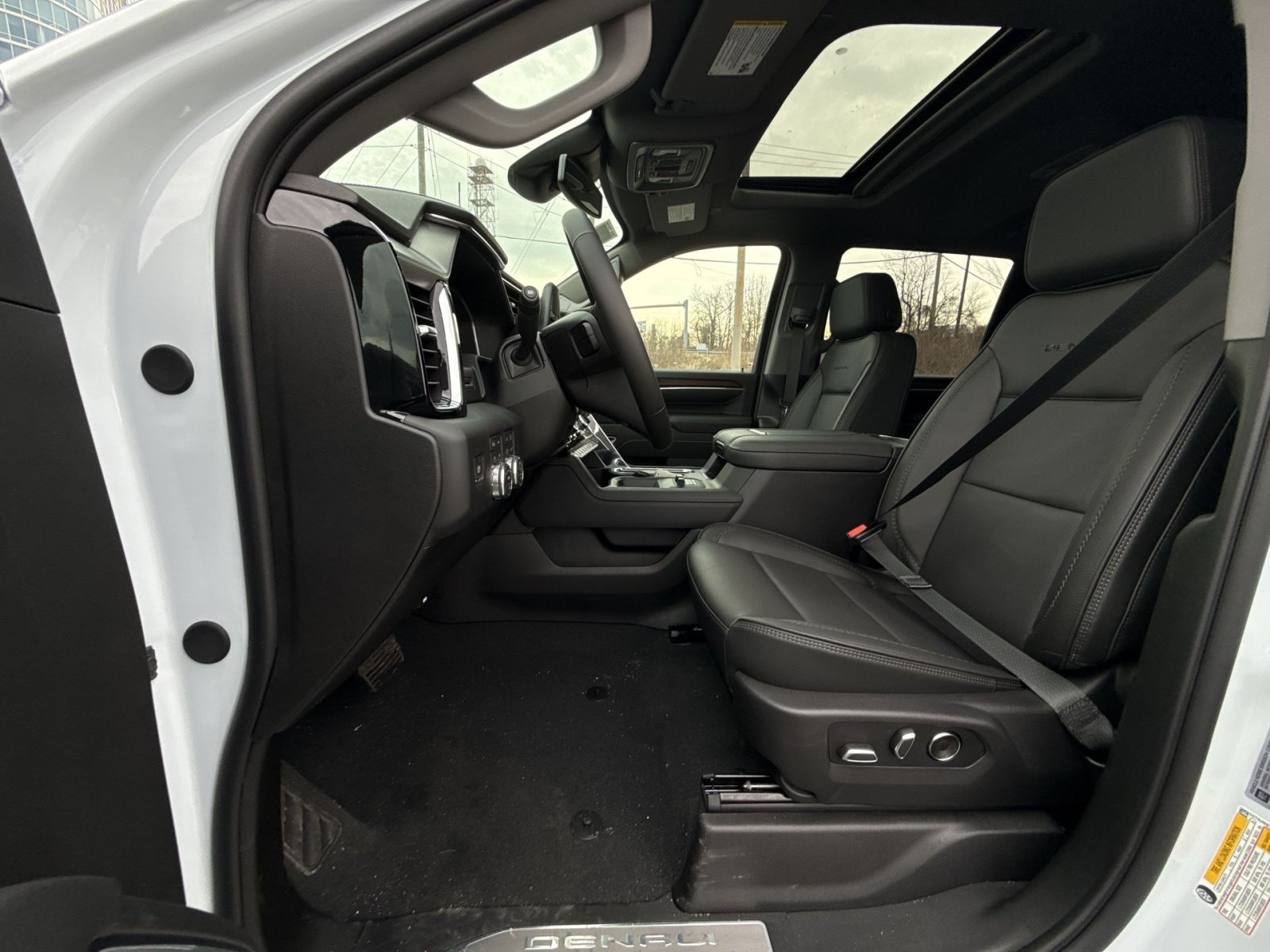 New 2026 GMC Sierra 3500 Denali AWD/4WD image 13