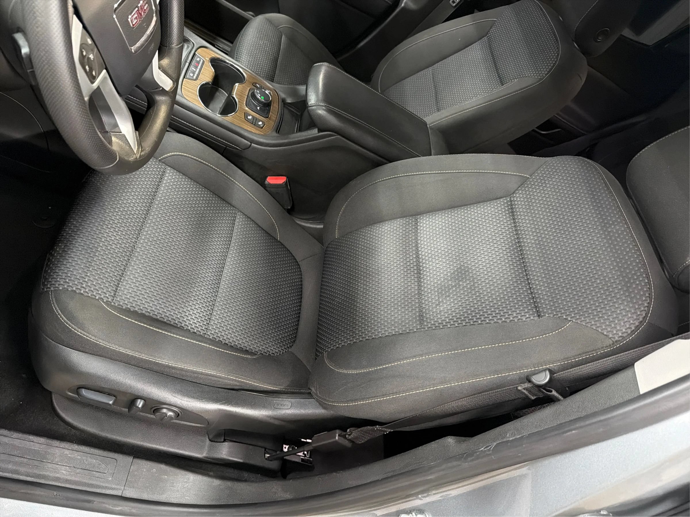 Used 2023 GMC Acadia SLE w/ Driver Convenience Package FWD image 15