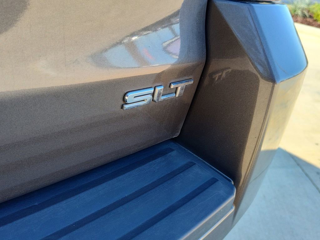 Used 2016 GMC Yukon XL SLT w/ Premium Edition image 6