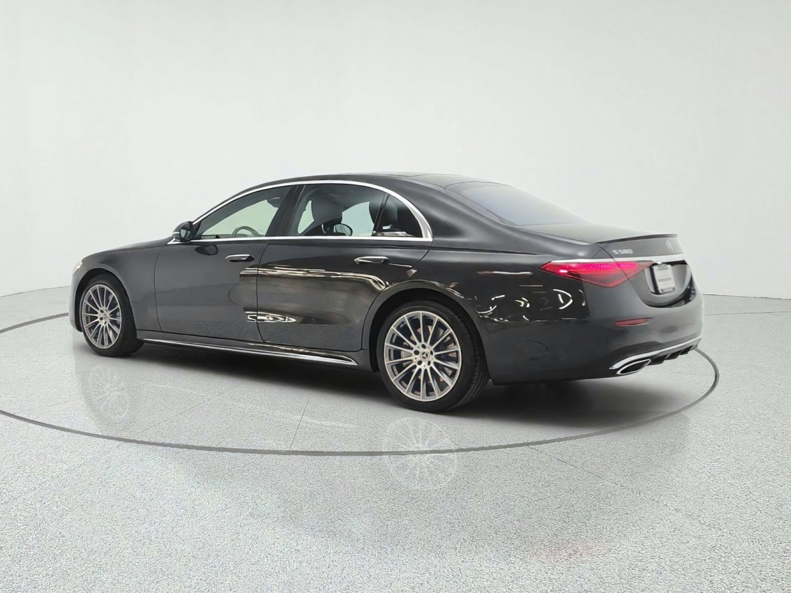 Certified 2025 Mercedes-Benz S 580 4MATIC Sedan image 7