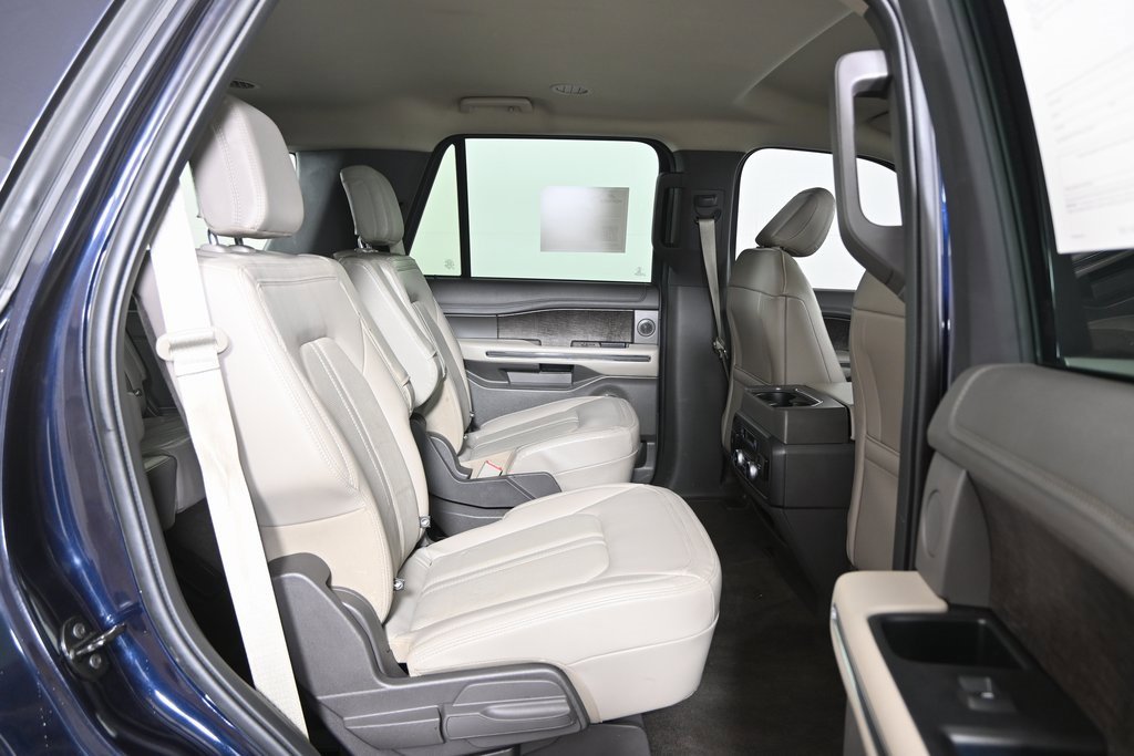 Used 2021 Ford Expedition Limited image 15