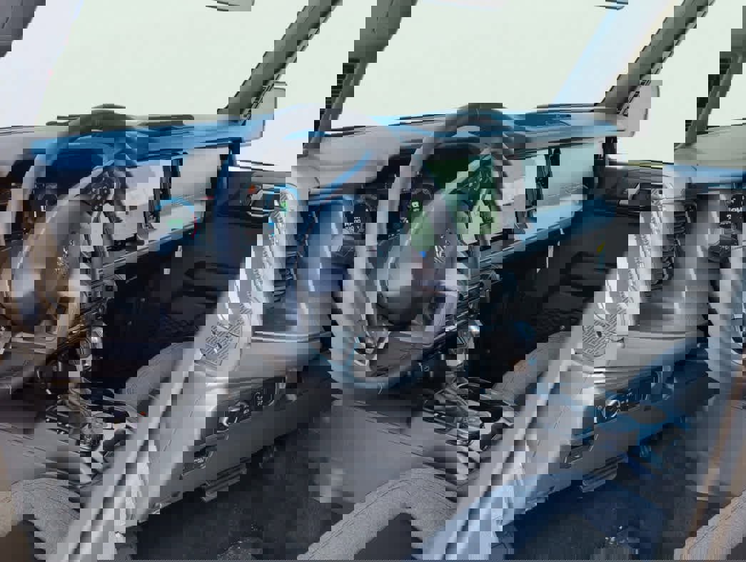 New 2025 Ford Bronco Big Bend image 8