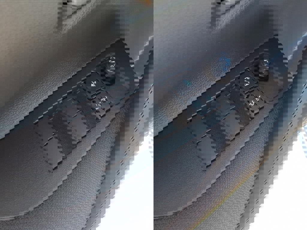 Certified 2026 Toyota Corolla LE image 13