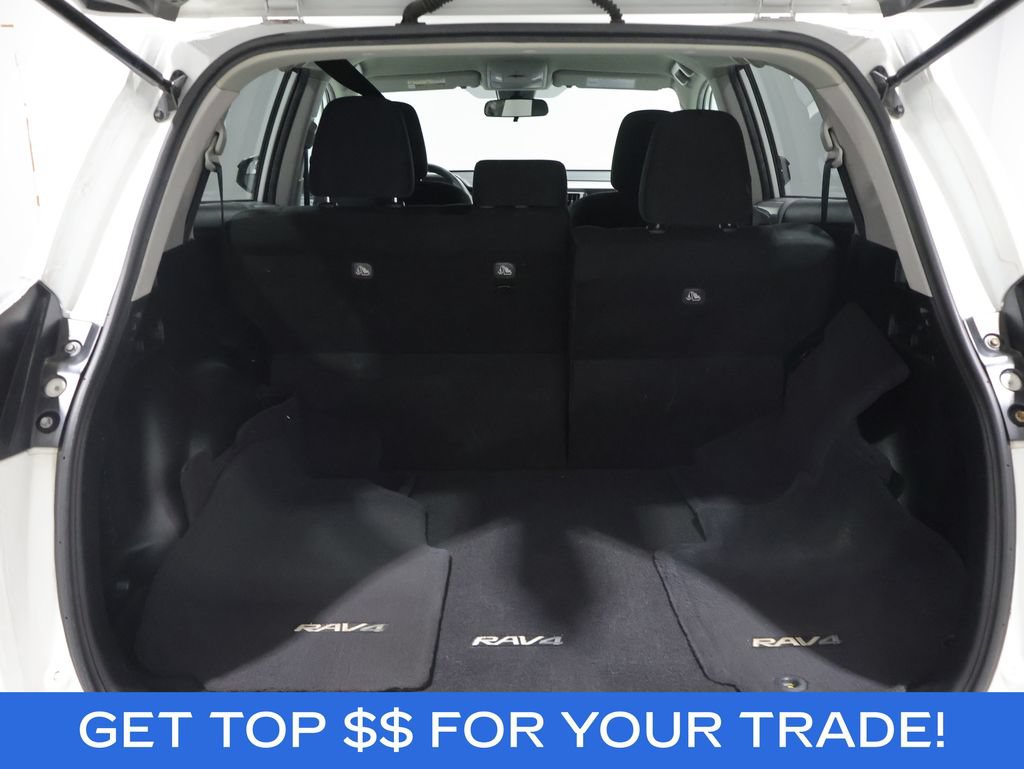 Used 2017 Toyota RAV4 LE w/ Carpet Mat Package FWD image 4