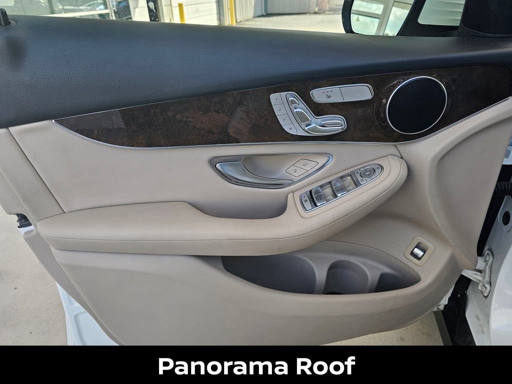 Used 2018 Mercedes-Benz GLC 300 4MATIC image 18